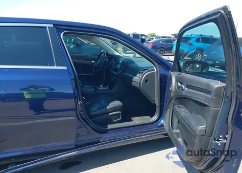 2016 Chrysler 300 Limited из США, поврежденный, VIN 2C3CCAAG9GH161141